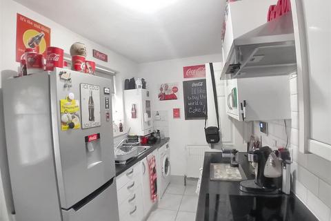 2 bedroom end of terrace house for sale, Wadham Terrace, South Shields NE34