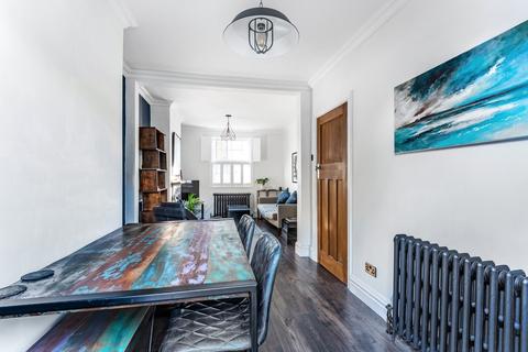 13 Randall Place, London, SE10 9LA