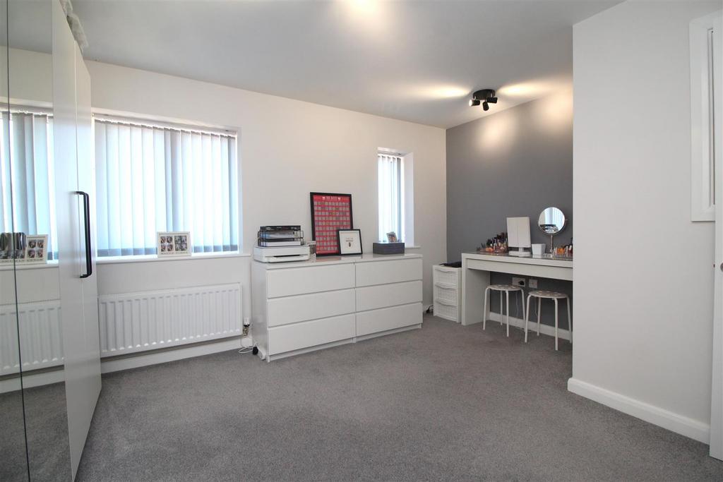 Second bedroom 2 .JPG