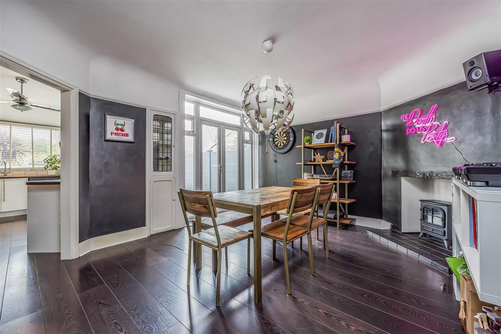 177 Hawthorn Crescent, Cosham-Small-Portico Marketi
