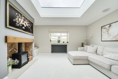 92 Cirencester Road, Tetbury, GL8 8GJ