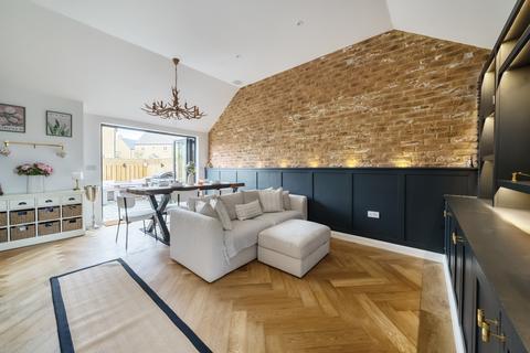 92 Cirencester Road, Tetbury, GL8 8GJ
