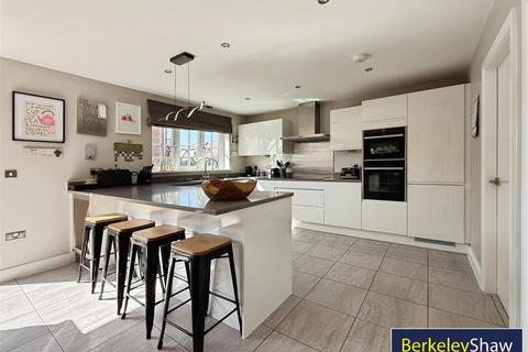 6 Thistledown Drive, Hightown, Liverpool, L38 0AA