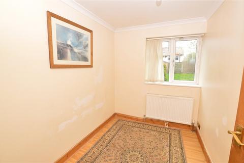 19 Bedford Mount, Leeds, LS16 6DP