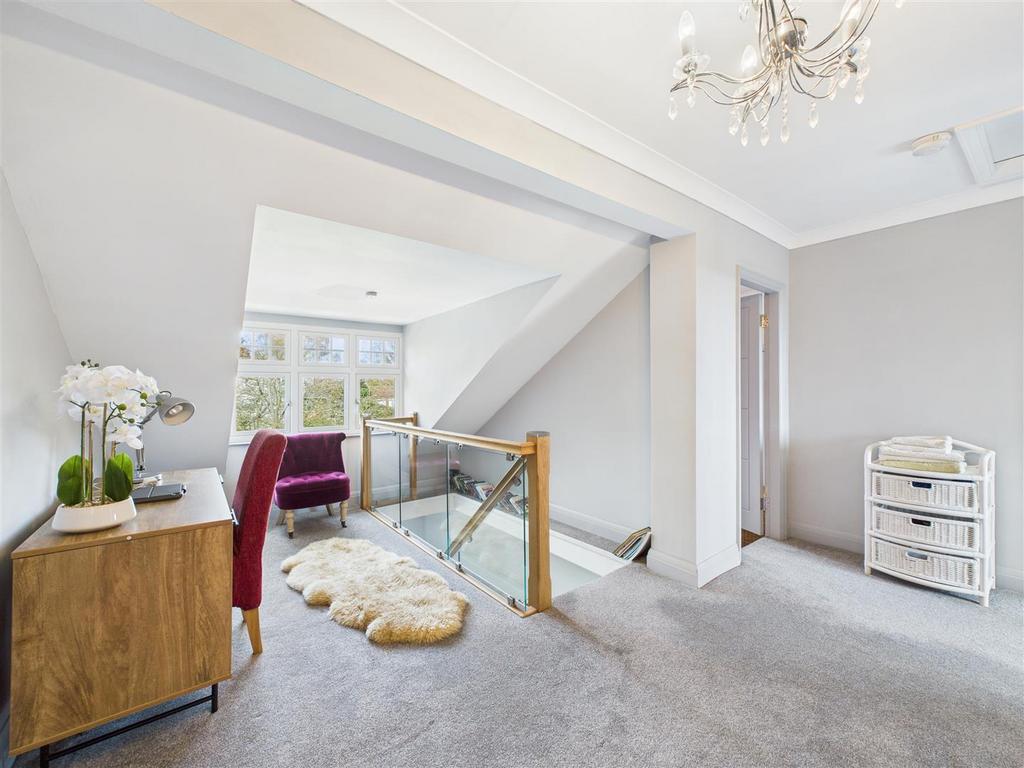 Galleried landing