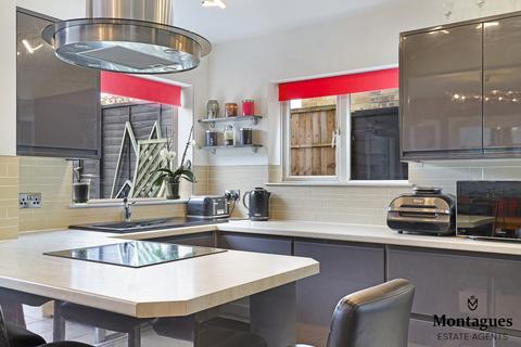 3 bedroom semi-detached house for sale, Higham View, North Weald, CM16