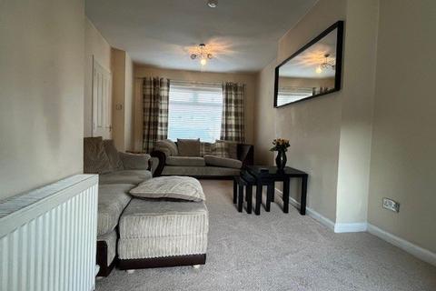 2 bedroom terraced house to rent, Gillahill Place, Aberdeen, AB16
