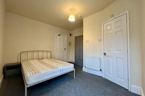 1 bedroom in a house share to rent, Sandon Road, Stafford, ST16
