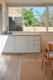 Basement Flat, 21 Wisteria Road, London, SE13 5HW