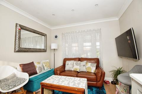 2 bedroom detached bungalow for sale, Goldsworthy Way, Slough SL1