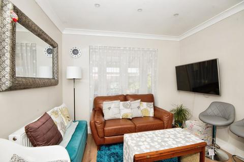 2 bedroom detached bungalow for sale, Goldsworthy Way, Slough SL1