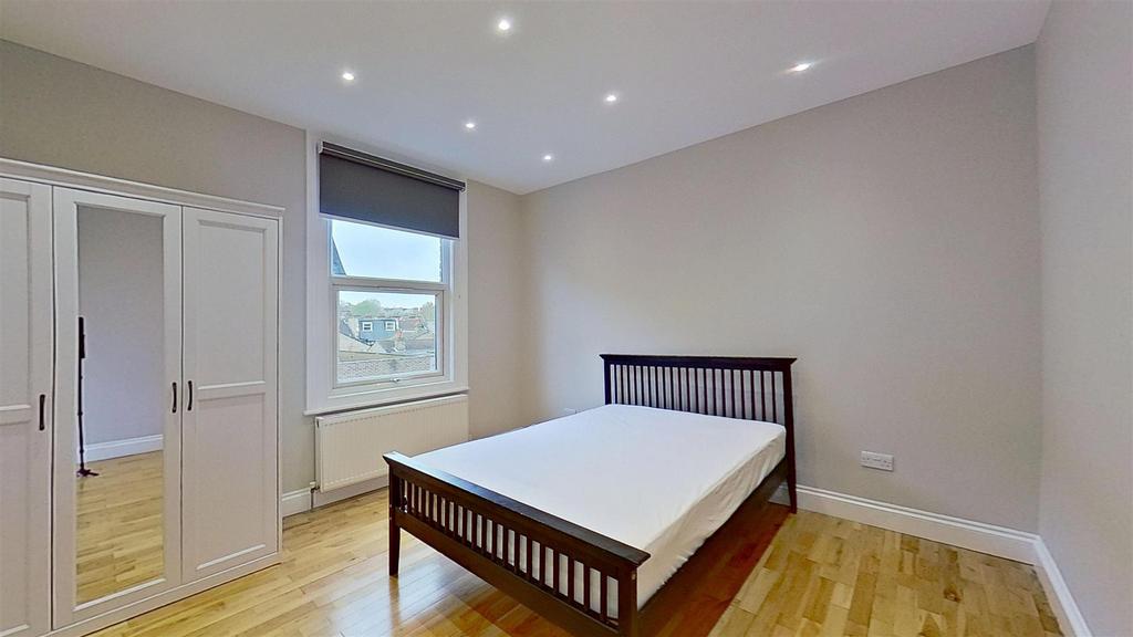 Abbeville-Road-Clapham-SW4-04152025 165224.jpg