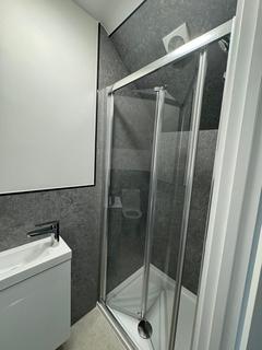 4 bedroom ground floor flat to rent, Bath Road, Bristol BS4