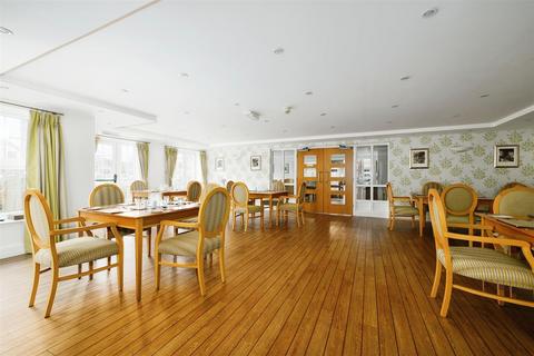 1 bedroom apartment for sale, Weighbridge Court, 301 High Street, Chipping Ongar, Essex, CM5 9FD