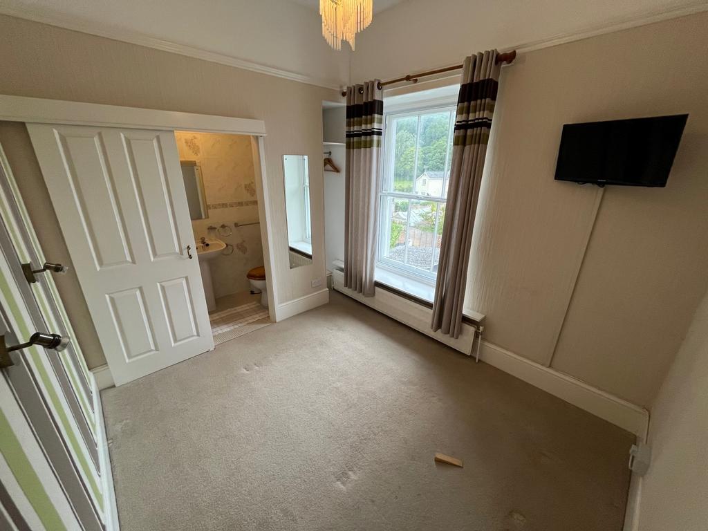 Double Bedroom 4