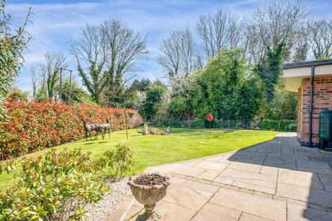 Foxes Hollow Forest Drive, Kirby Muxloe, Leicester, LE9 2EA