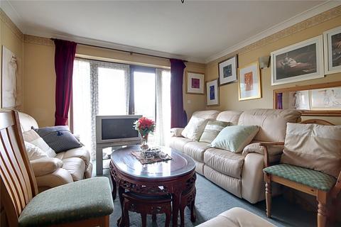 2 bedroom flat for sale, Kings Chase View, The Ridgeway, Enfield, EN2