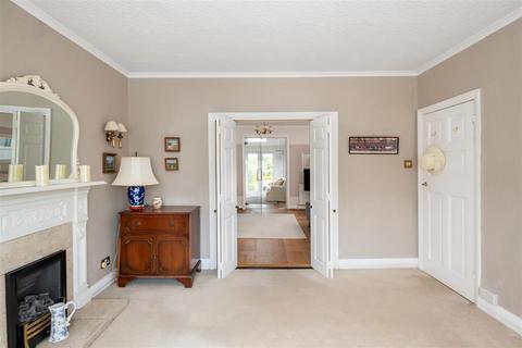 undefined, Silverlea Gardens, Horley