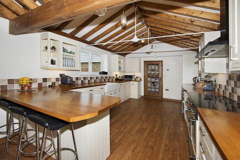5 bedroom detached house for sale, Gibbons Lane, Sellindge, Ashford TN25