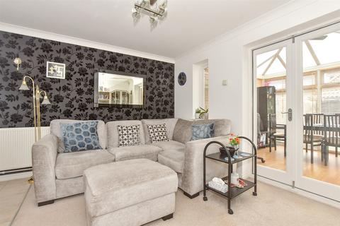 2 bedroom link detached house for sale, Boyd Court, Wickford, Essex