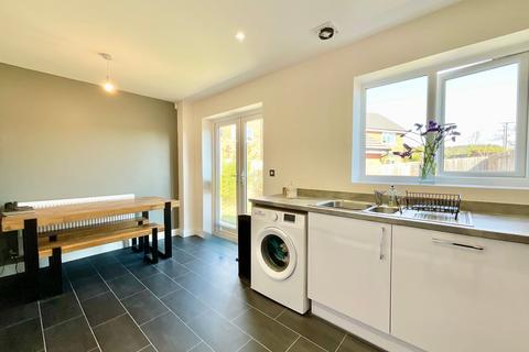40 Alfred King Close, Shavington, Crewe, CW2 5UW