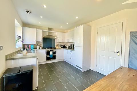 40 Alfred King Close, Shavington, Crewe, CW2 5UW