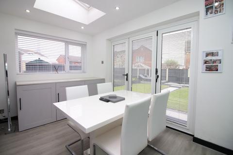 14 Elmridge Crescent, Blackpool, FY2 0NQ