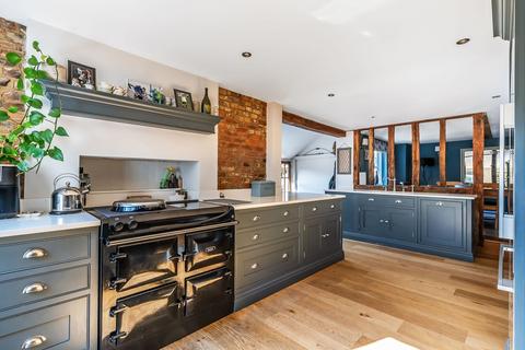 5 bedroom detached house for sale, The Broadway, Lamberhurst, TN3