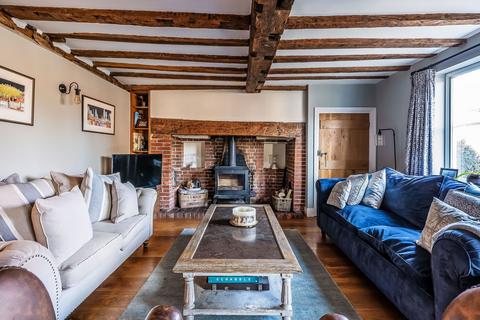 5 bedroom detached house for sale, The Broadway, Lamberhurst, TN3