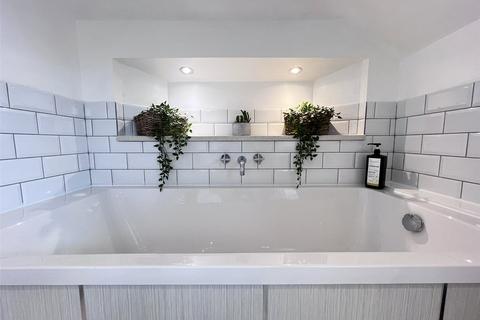 2 bedroom apartment for sale, Carlton Road North, Weymouth, Dorset, DT4