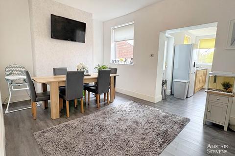56 Blackshaw Lane, Royton, Oldham, OL2 6NR