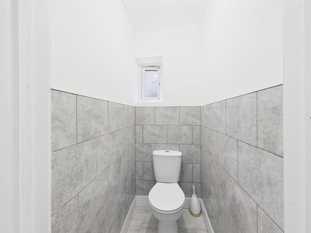 CAM02295 G0-PR0192-STILL011.jpg