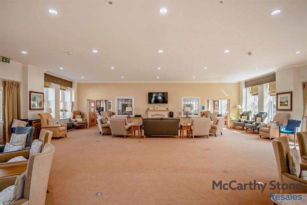 Homeowners Lounge