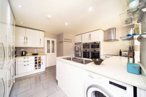 10 Cranbrook Road, London, SW19 4HD