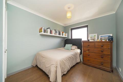 10 Cranbrook Road, London, SW19 4HD