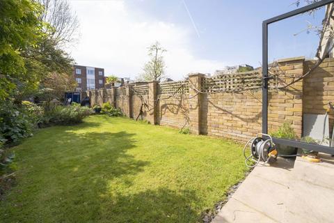 10 Cranbrook Road, London, SW19 4HD