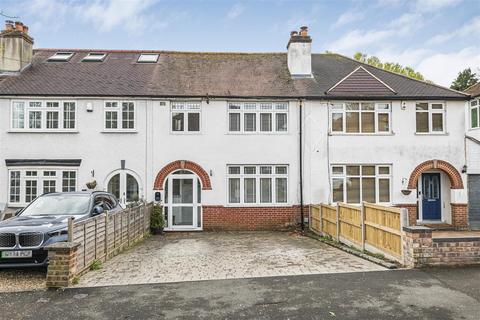29 Manor Way, Banstead, SM7 3PN