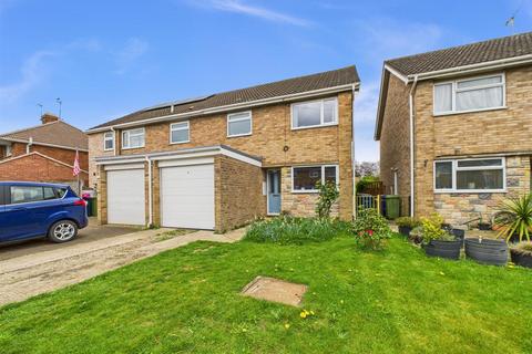 3 bedroom semi-detached house for sale, Stansby Crescent, Gloucester