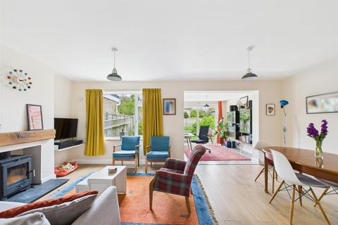 3 bedroom semi-detached house for sale, Stansby Crescent, Gloucester