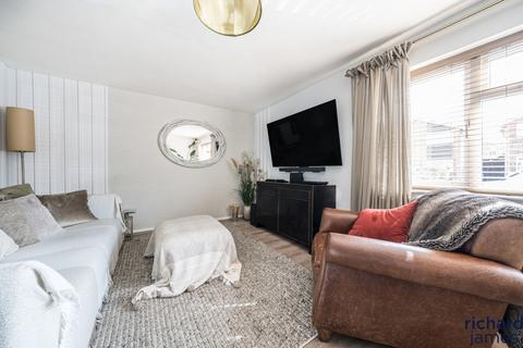5 Baskerville Road, Swindon, SN3 5DB
