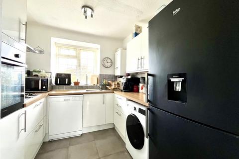 5, Bray Court North Parade, Chessington, KT9 1QN
