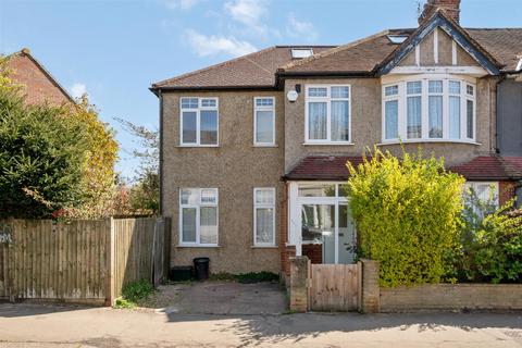 5 bedroom end of terrace house for sale, Seaforth Avenue, Motspur Park KT3