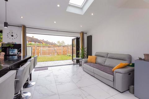 441 Trelawney Avenue, Langley, Slough, SL3 7TT