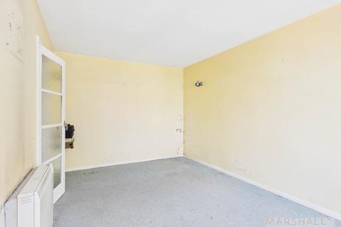 2 bedroom flat for sale, Beech Court, Allerton