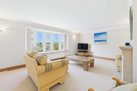 2 bedroom detached bungalow for sale, Alexandra Road, Newquay TR7