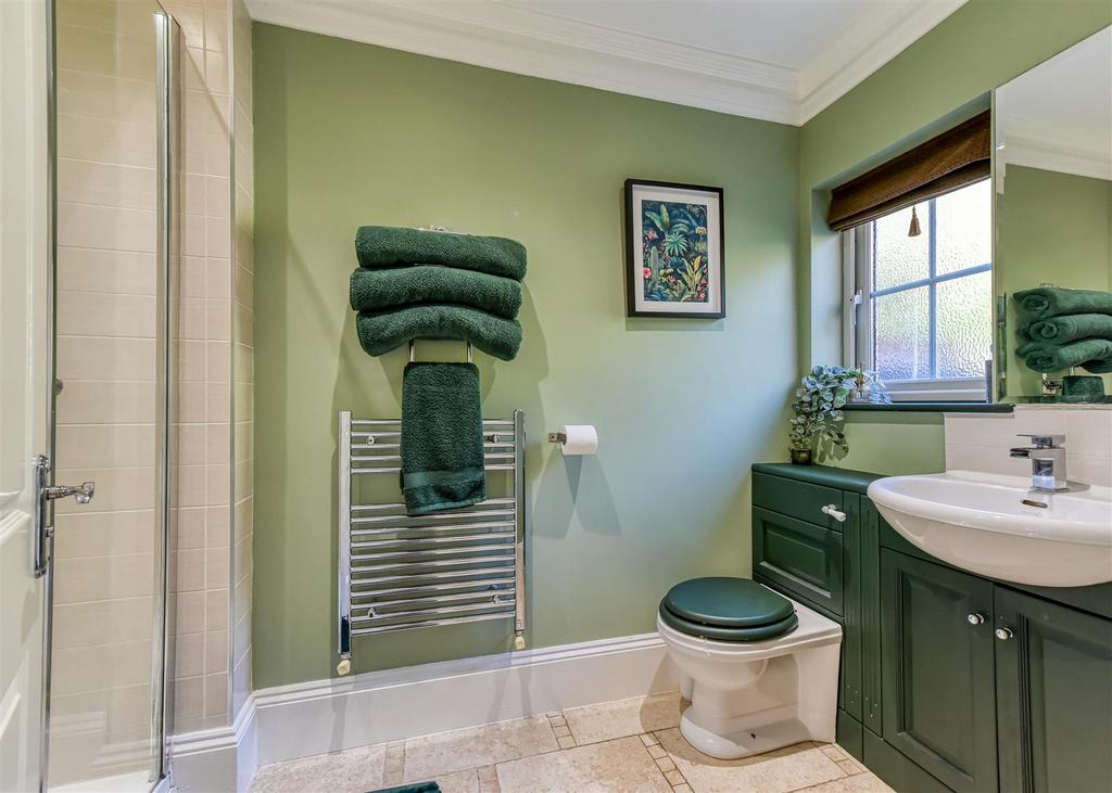 Fox Hill Billy Buns Lane-Shower Room.jpg