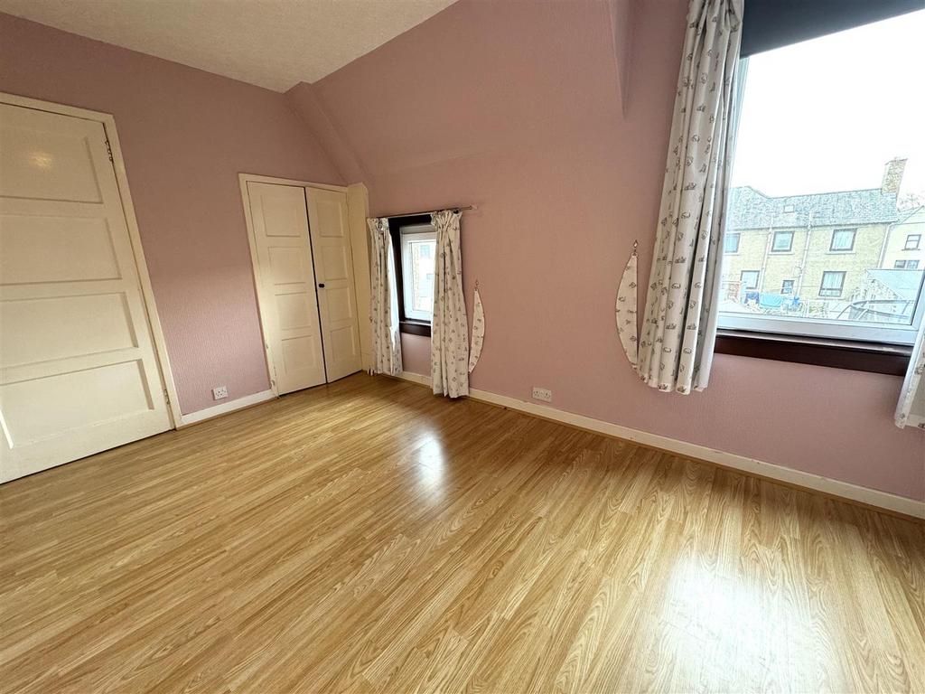 Bedroom 3.jpg