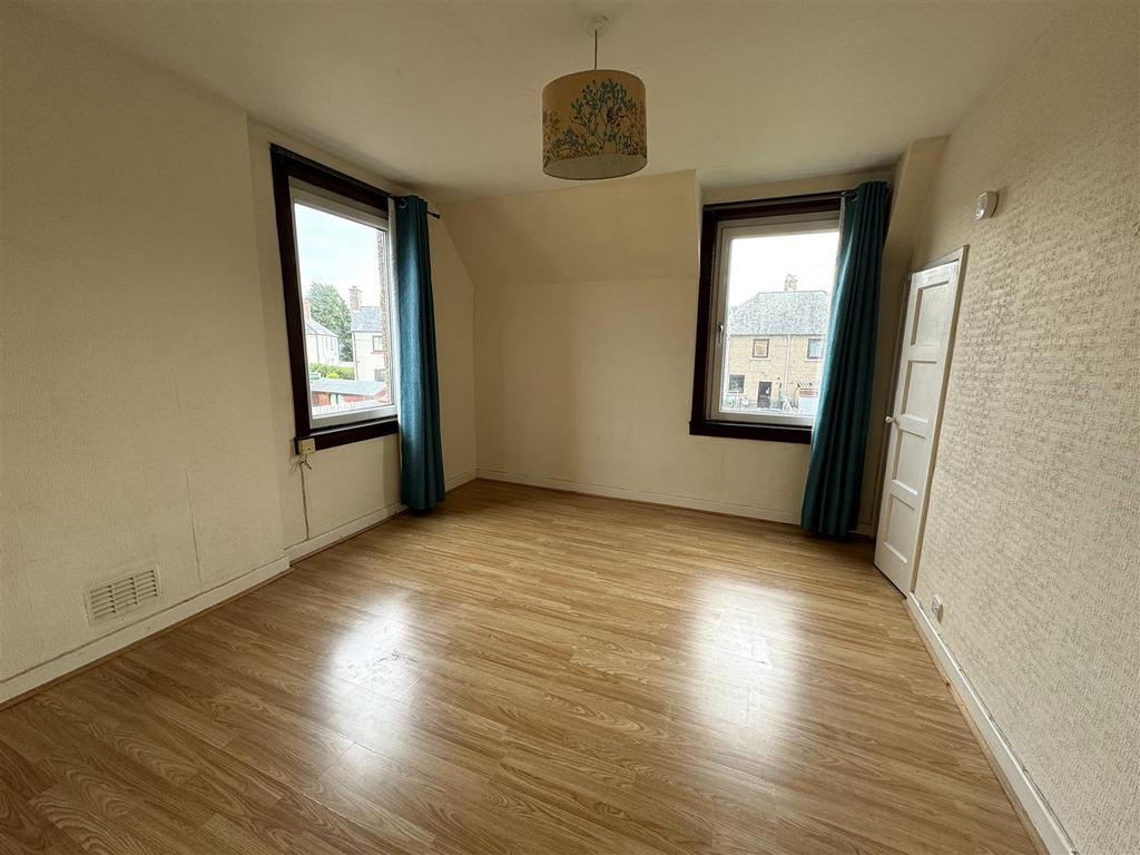 Bedroom 2.jpg
