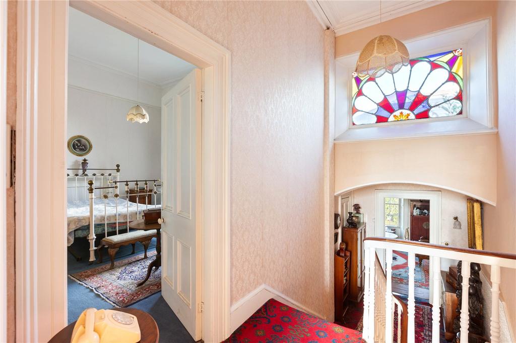 6 Royal Terrace