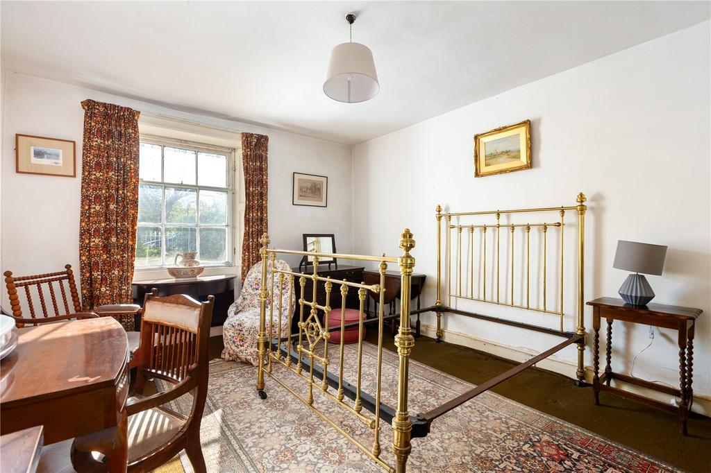 6 Royal Terrace